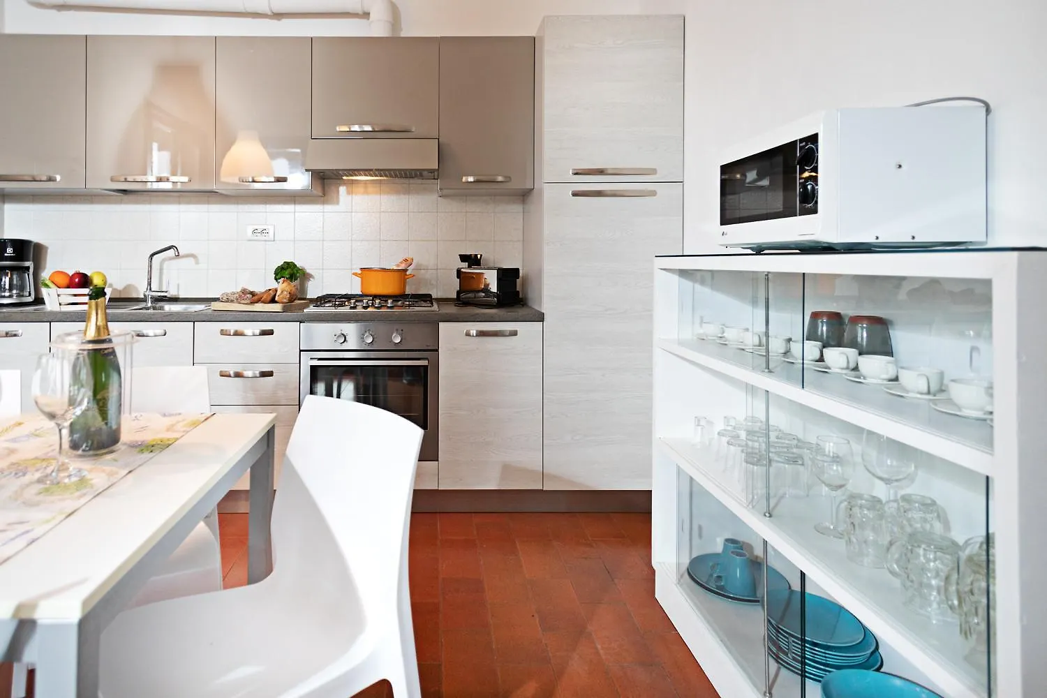 Villa Valesana - Regarda Travel Lazise