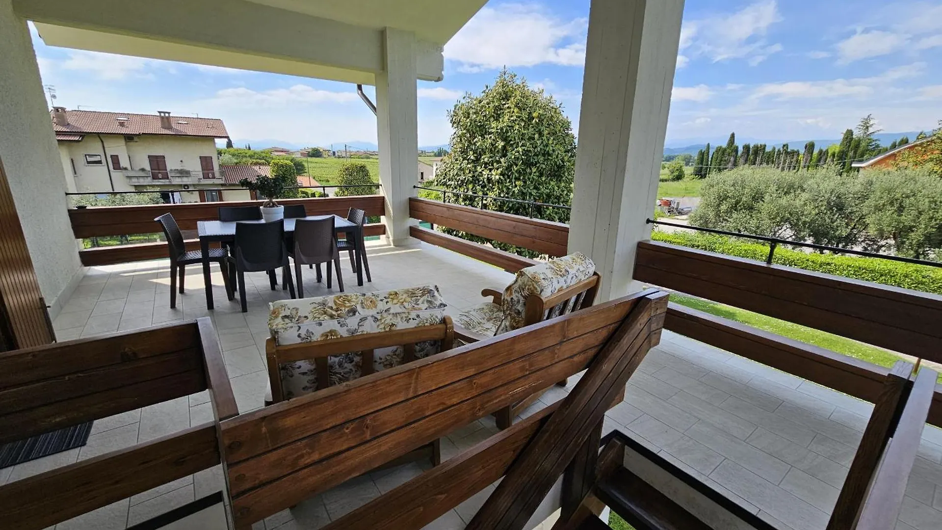 Villa Valesana - Regarda Travel Lazise Italy
