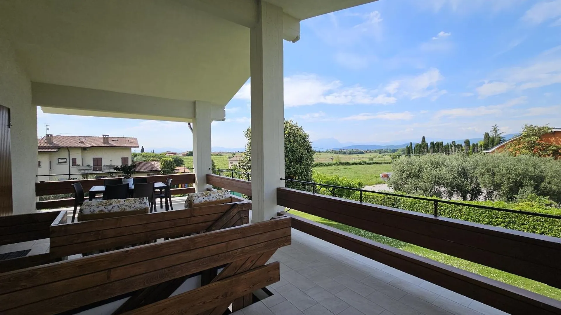 Villa Valesana - Regarda Travel Lazise
