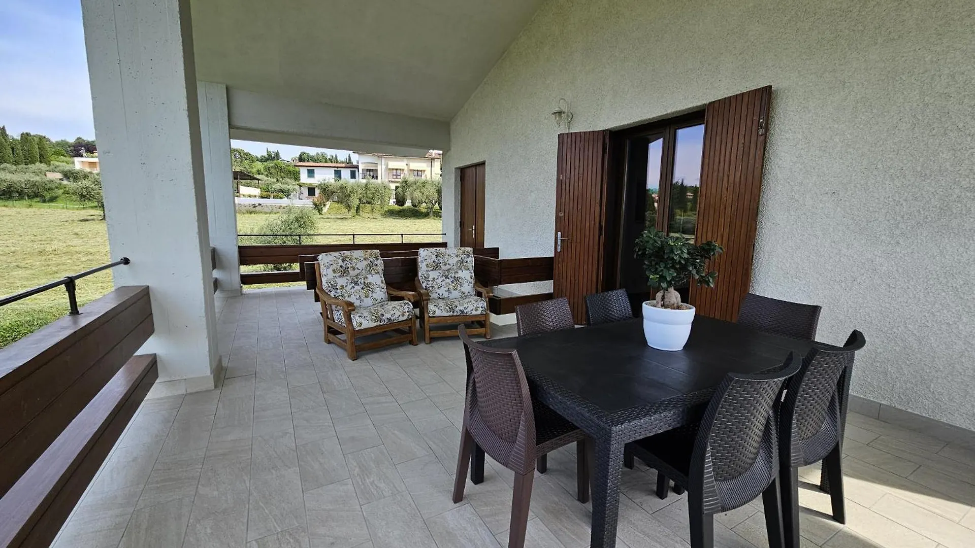Villa Valesana - Regarda Travel Lazise